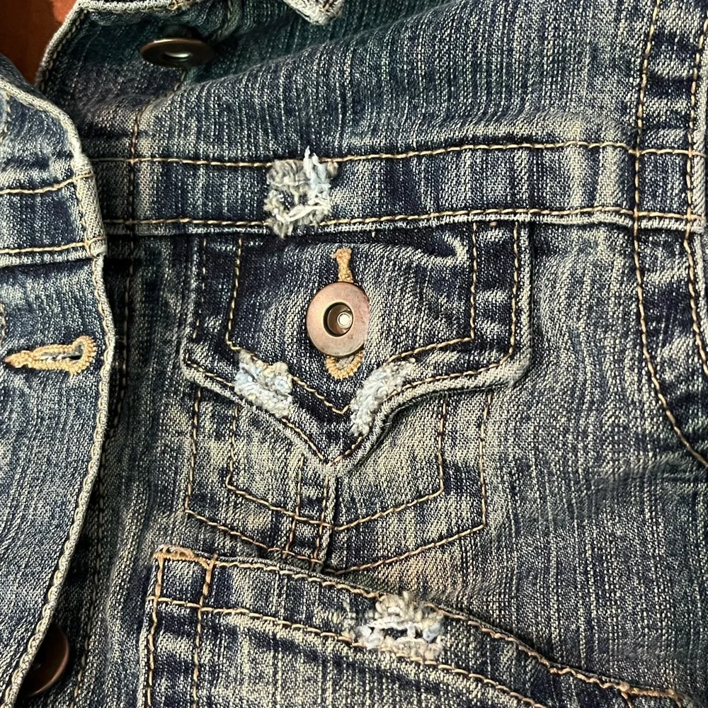 Custom Hand Embroidered Girls Denim‎ Jean Jacket w/Colorful Sun, Planets & Stars - Picture 13 of 14